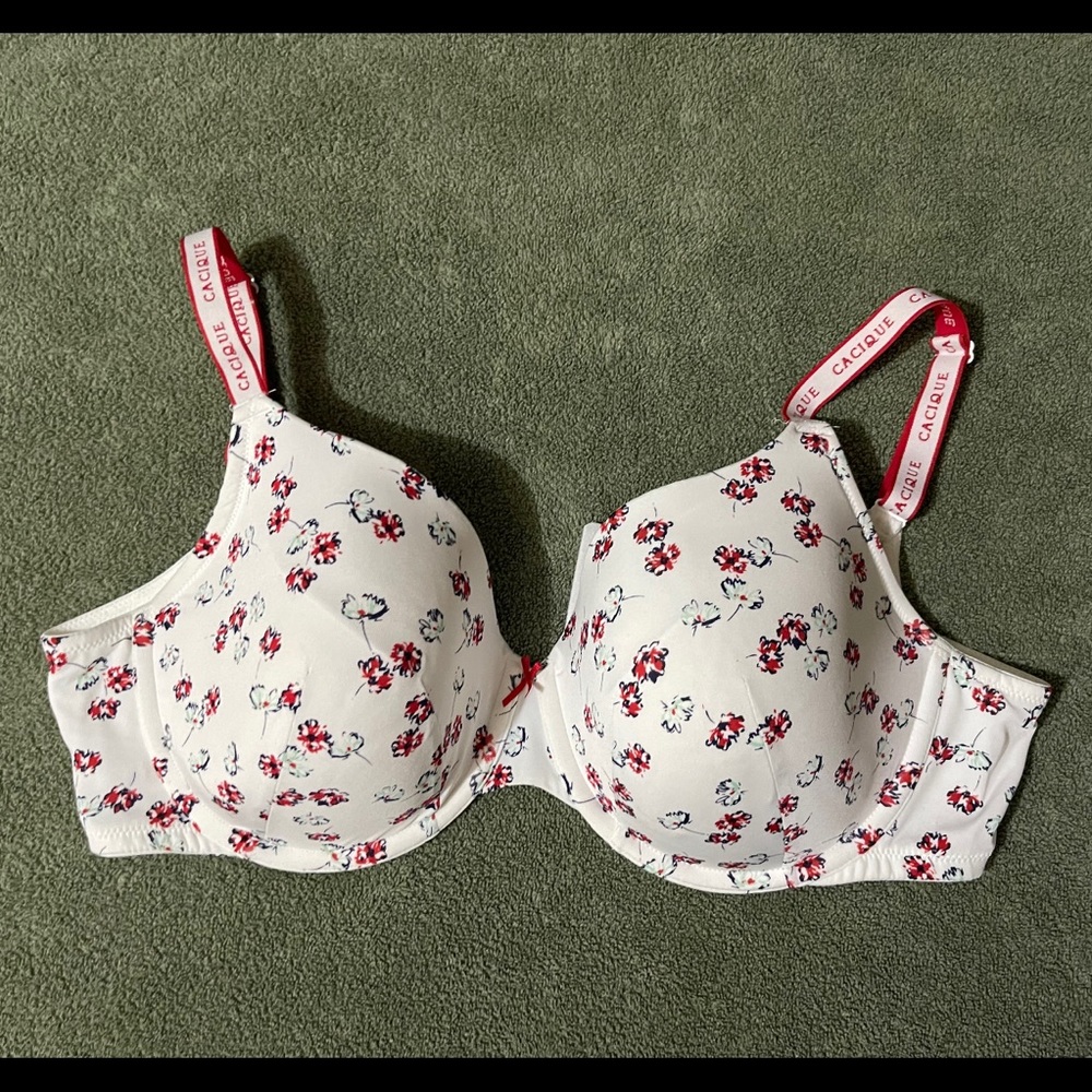 Super Cute! Cacique bra size 44DD